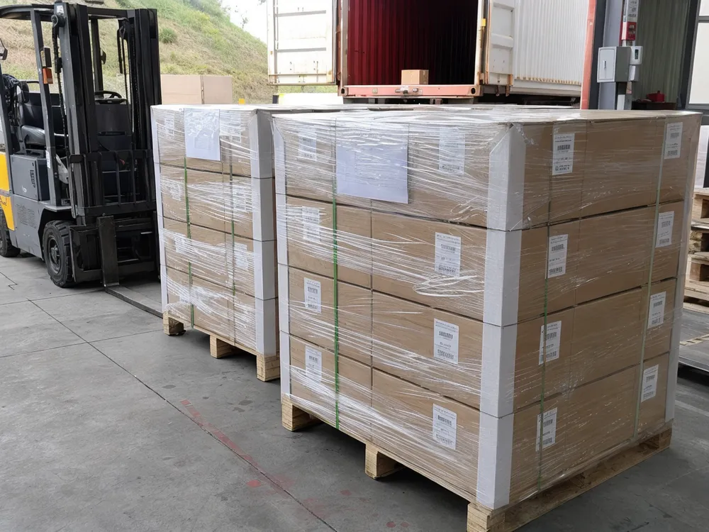 12V solar batteries professionally packed and palletized for international container shipping