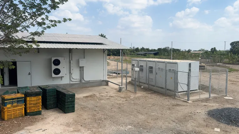 Solar-plus-storage battery installation at agricultural cold-chain facility