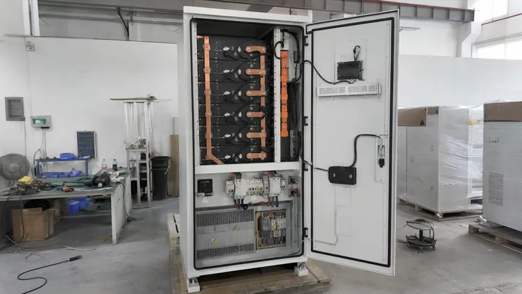 Pre-assembled cabinet battery enclosure with internal busbar and DC breakers