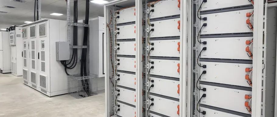 48V rack-mounted solar battery systems for commercial backup and peak shaving