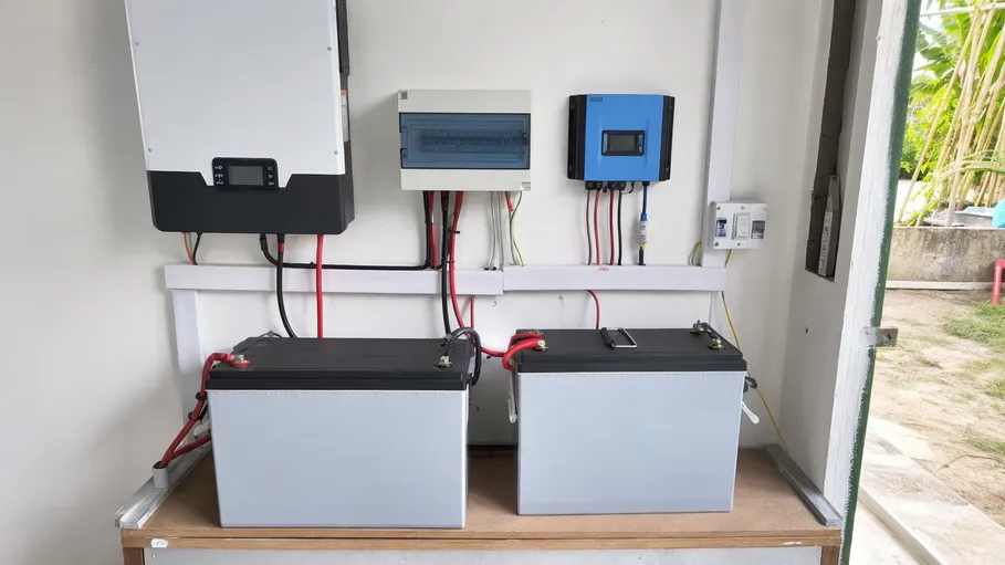 12V and 24V LiFePO4 battery packs for off-grid solar home systems
