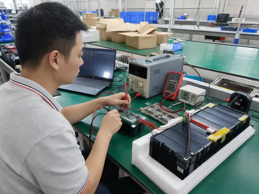BMS board testing and programming for camping solar battery with temperature protection verification