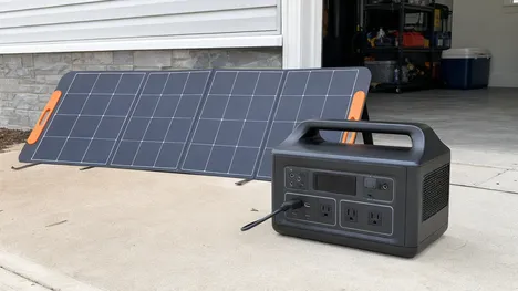 Mid-range 1000-2000Wh portable solar battery generator with panel bundle